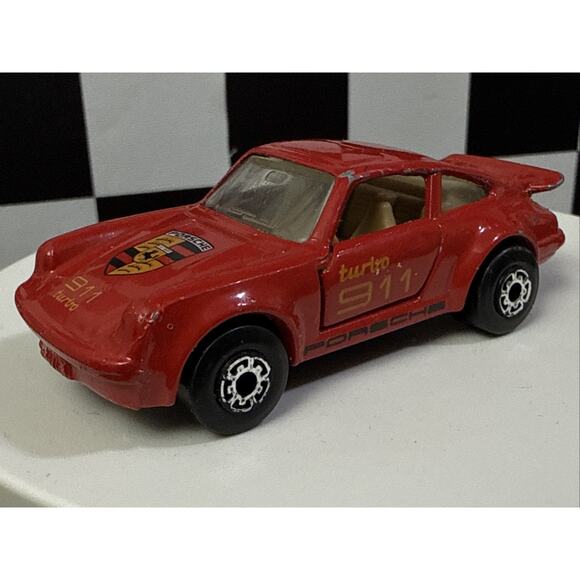 Matchbox 1978 Porsche 911 Turbo Red - Doors Open - Picture 1 of 9